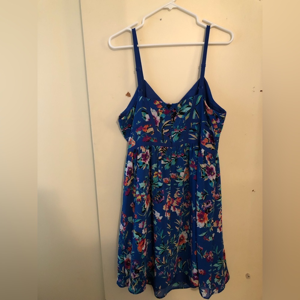 Nicole By Nicole Miller size 16 Blue Floral Fit Flare Adjustable Strap Dress - Picture 2 of 3